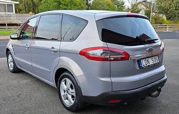 Ford S-Max 2011 photo 3