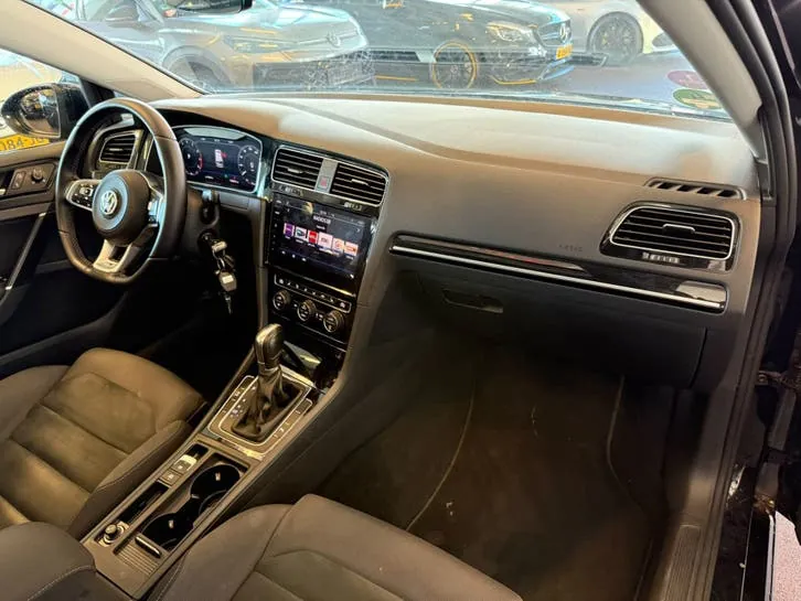 Volkswagen Golf 2017 photo 3