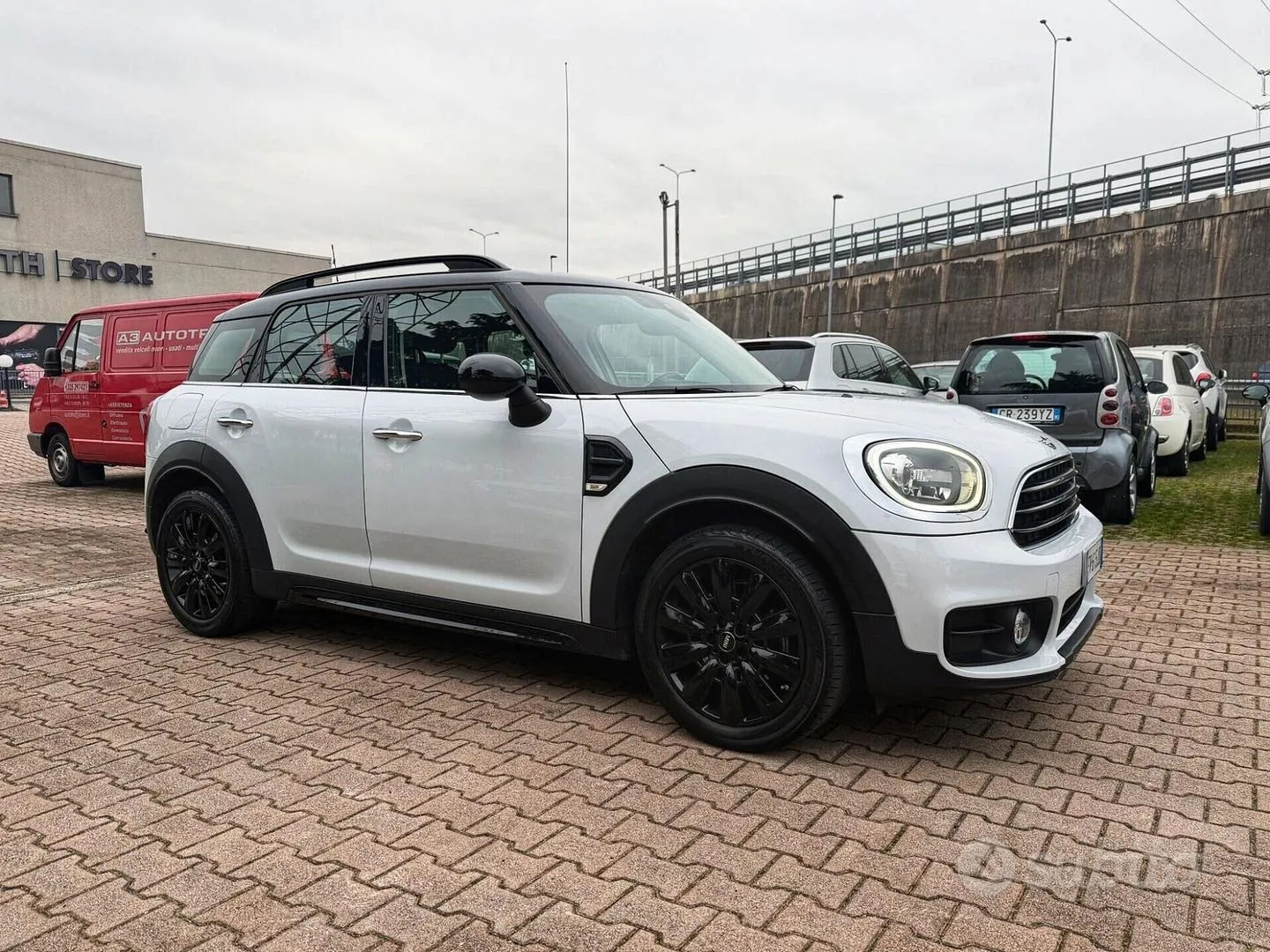 Mini Mini Countryman 2019 photo 3
