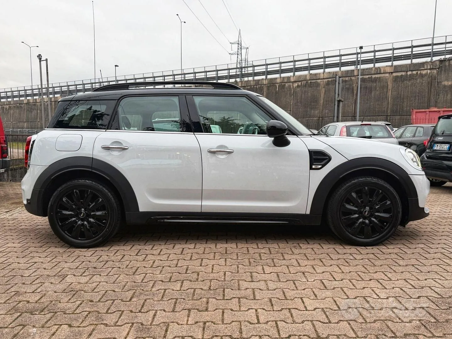 Mini Mini Countryman 2019 photo 4