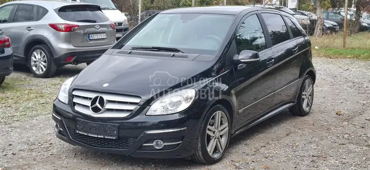 Mercedes-Benz B 200
