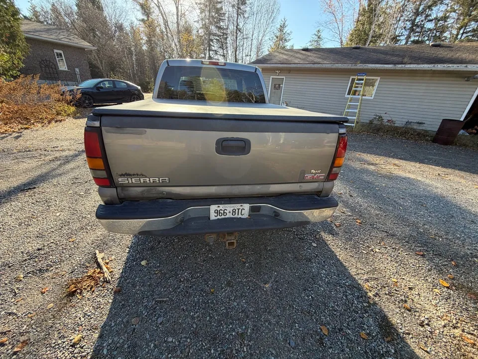 GMC Sierra 2006 photo 4