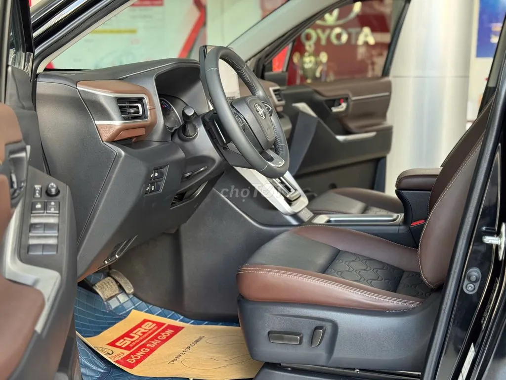 Toyota Innova 2025 photo 4