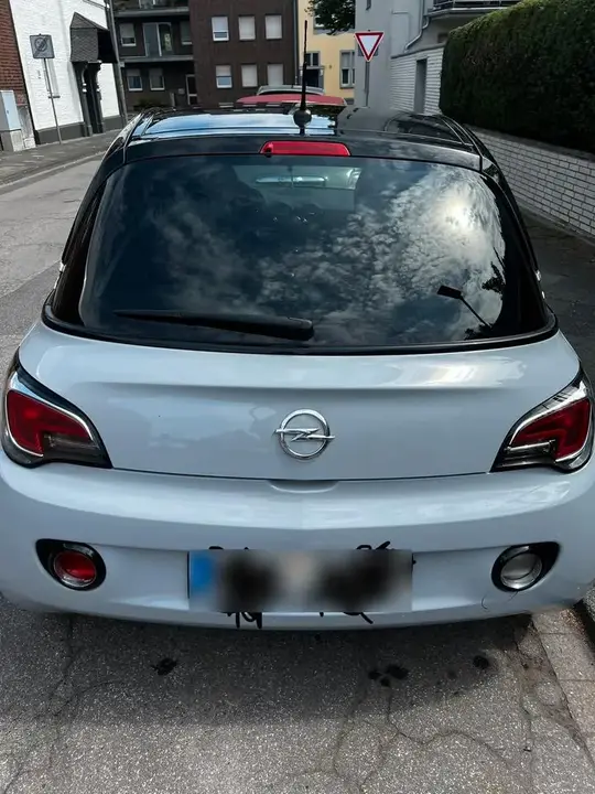 Opel Adam