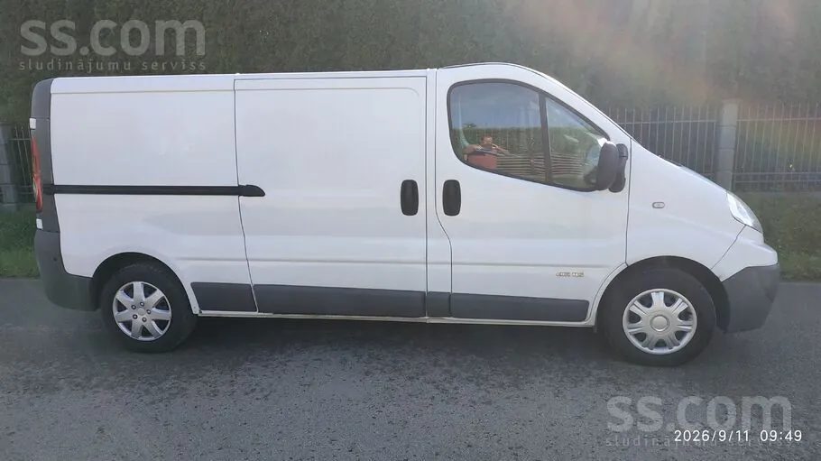 Renault Trafic 2010 photo 5