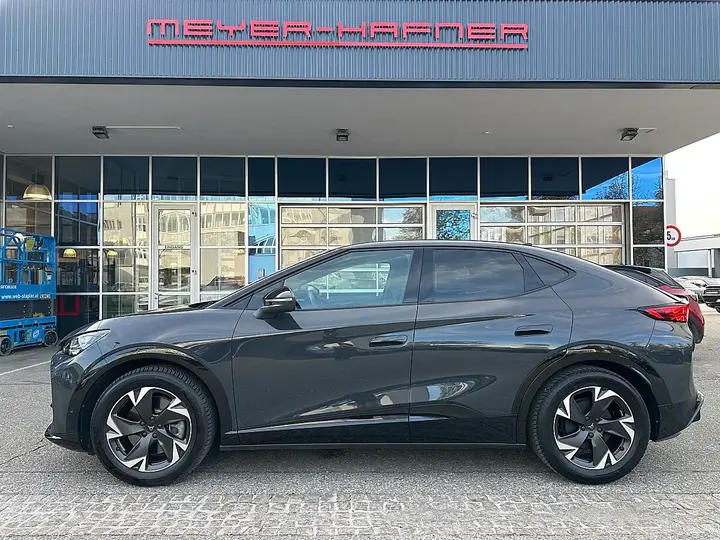 Cupra Tavascan
