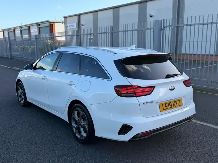 Kia Ceed 2019 photo 4