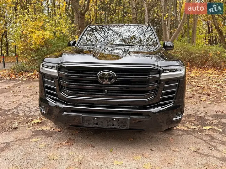 Toyota Land Cruiser 2022 photo 2