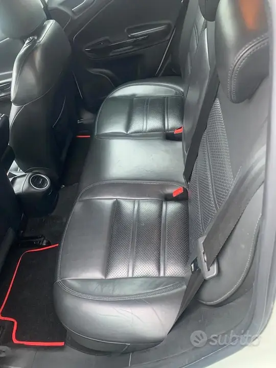 Alfa Romeo Giulietta 2015 photo 5