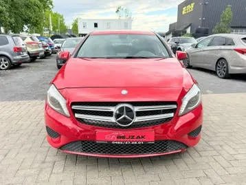Mercedes-Benz A200 2014 photo 2