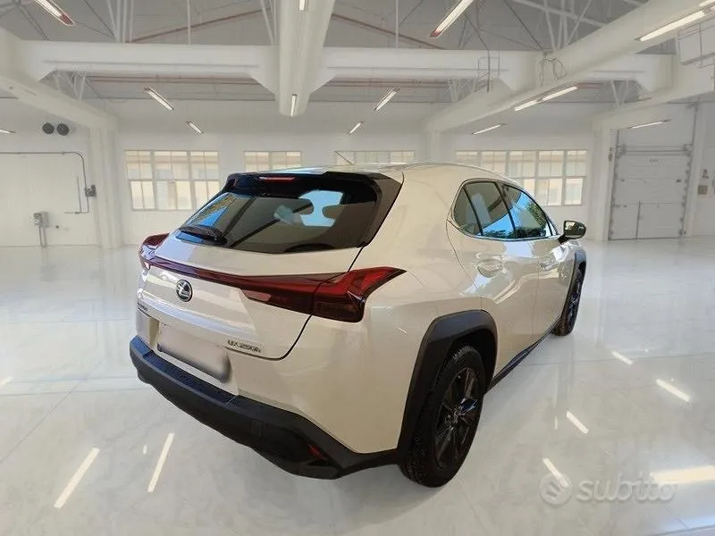Lexus Ux 2023 photo 4