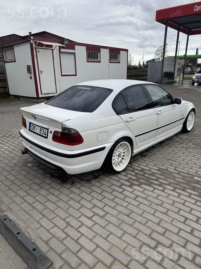 BMW 330D 2000 photo 3