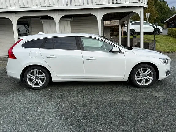 Volvo V60 2016 photo 4