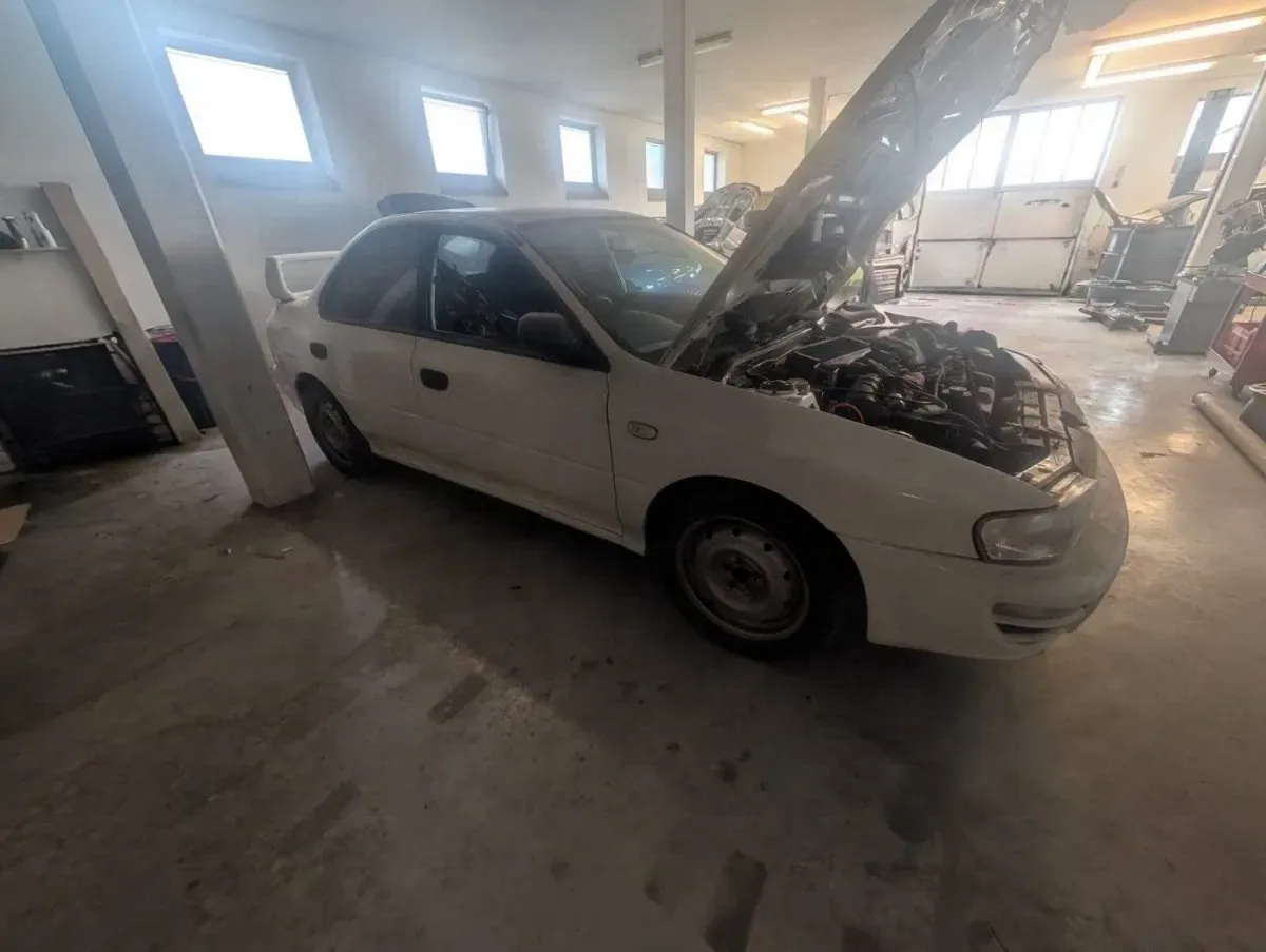 Subaru Impreza 1994 photo 2