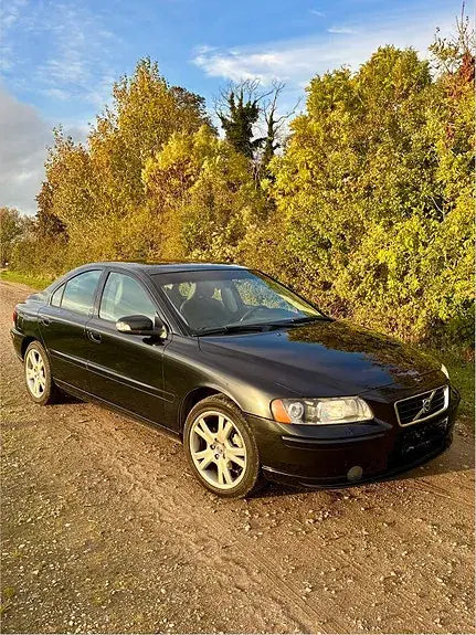 Volvo S60 2008 photo 2