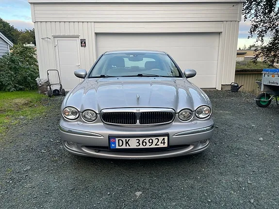 Jaguar X-Type 2002 photo 4