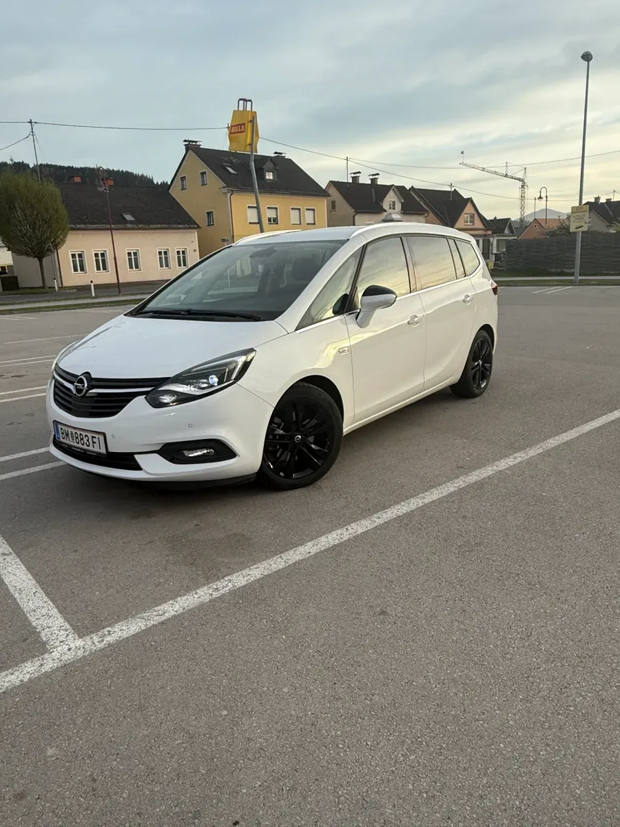 Opel Zafira 2017 photo 3