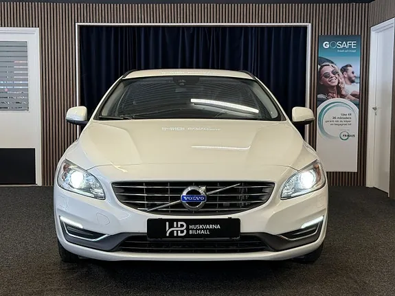Volvo V60 2017 photo 2