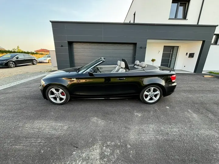 BMW 1 Series 2008 photo 2