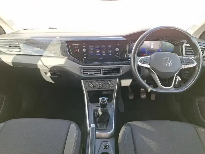 Volkswagen Polo 2023 photo 3