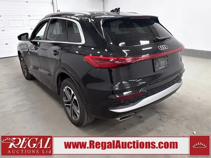 Audi Q5 2025 photo 4