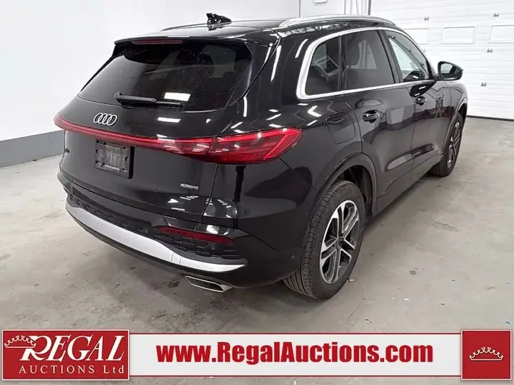 Audi Q5 2025 photo 3