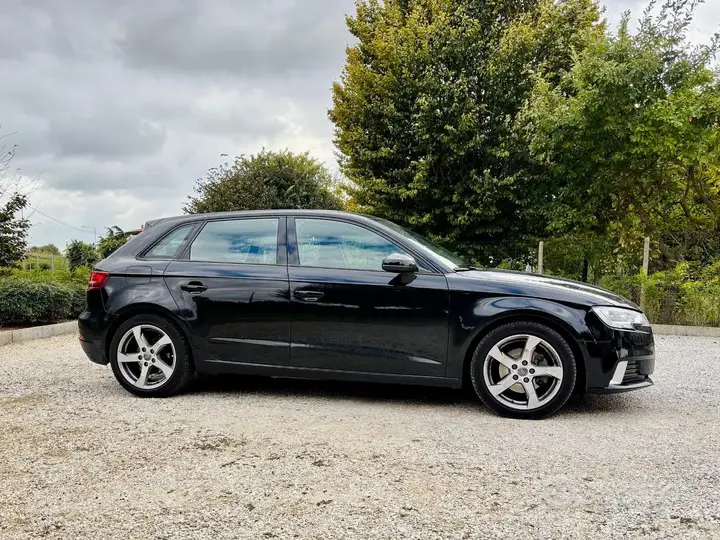 Audi A3 Sportback 2017 photo 2