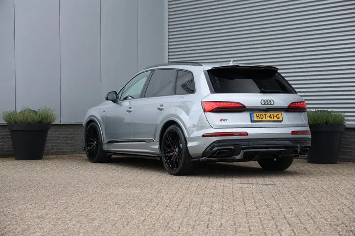 Audi Q7 2025 photo 3