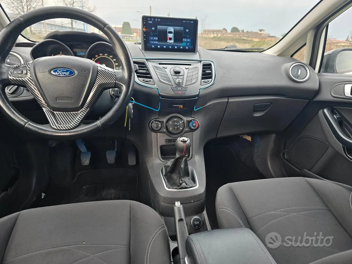 Ford Fiesta 2014 photo 4