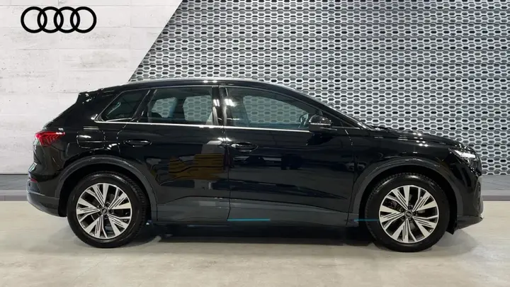 Audi Q4 E-Tron 2023 photo 4