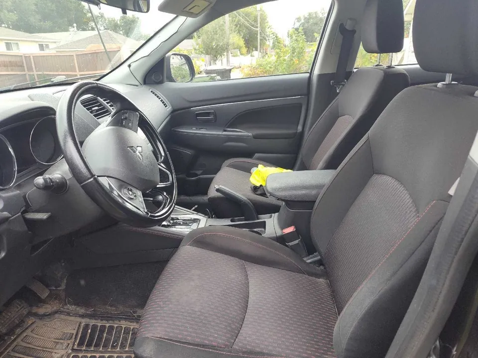 Mitsubishi Rvr 2019 photo 2