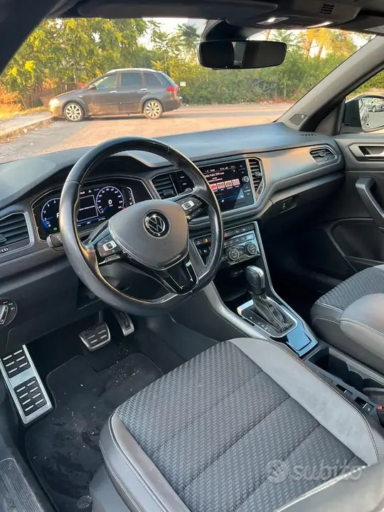 Volkswagen T-Roc 2022 photo 4