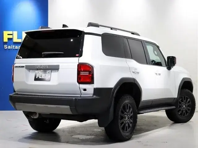 Toyota Land Cruiser 250 2024 photo 2