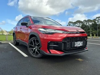 Toyota Corolla Cross 2026 photo 2