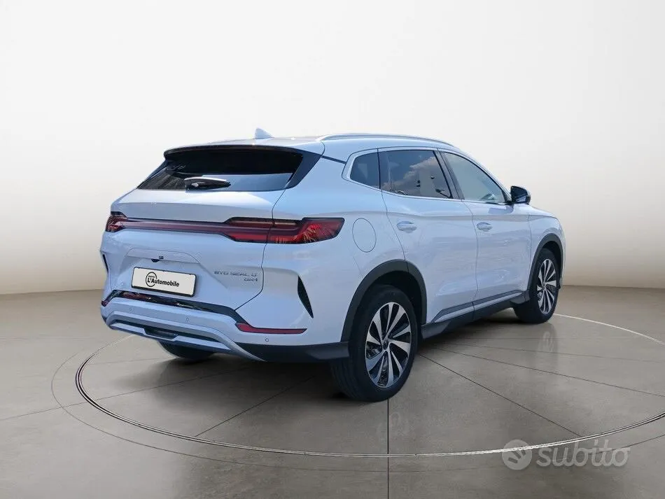 BYD Seal U 2025 photo 5