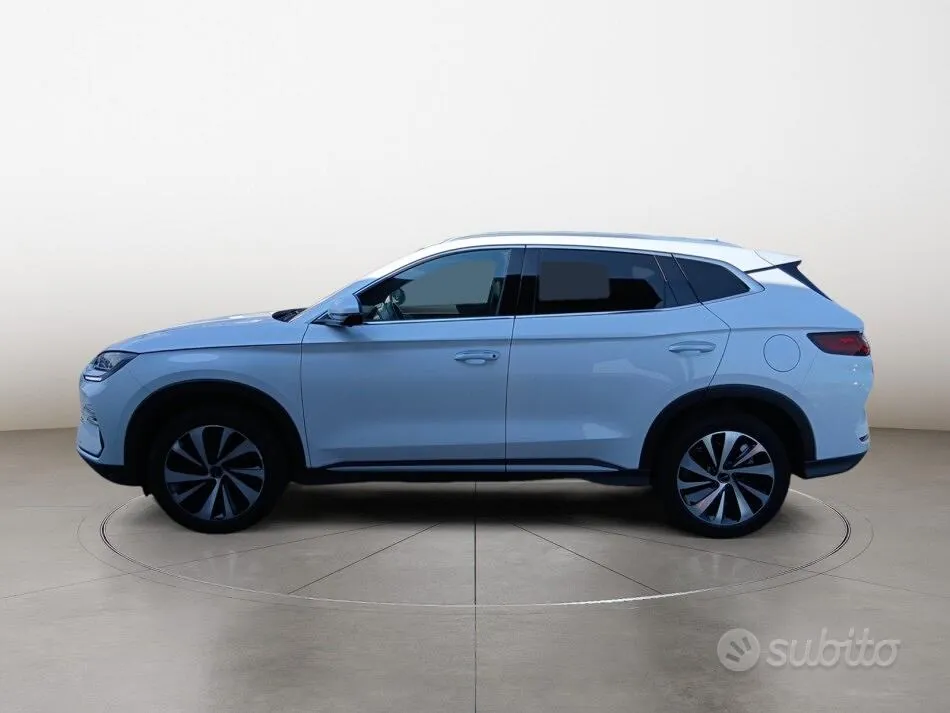 BYD Seal U 2025 photo 2