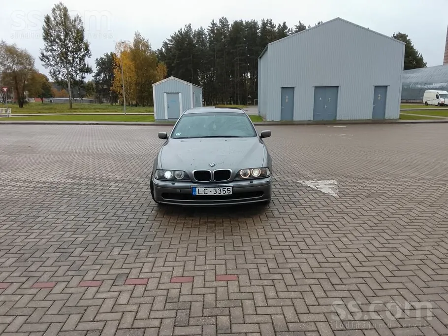 BMW 530 2003 photo 3