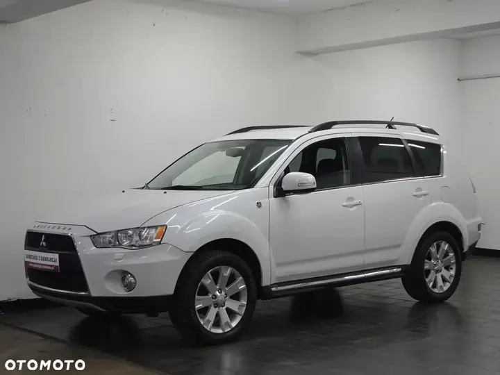 Mitsubishi Outlander 2012 photo 3
