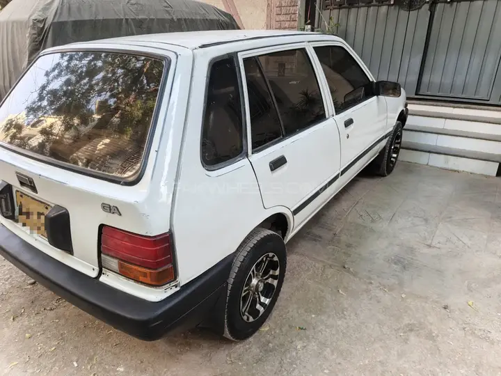 Suzuki Khyber