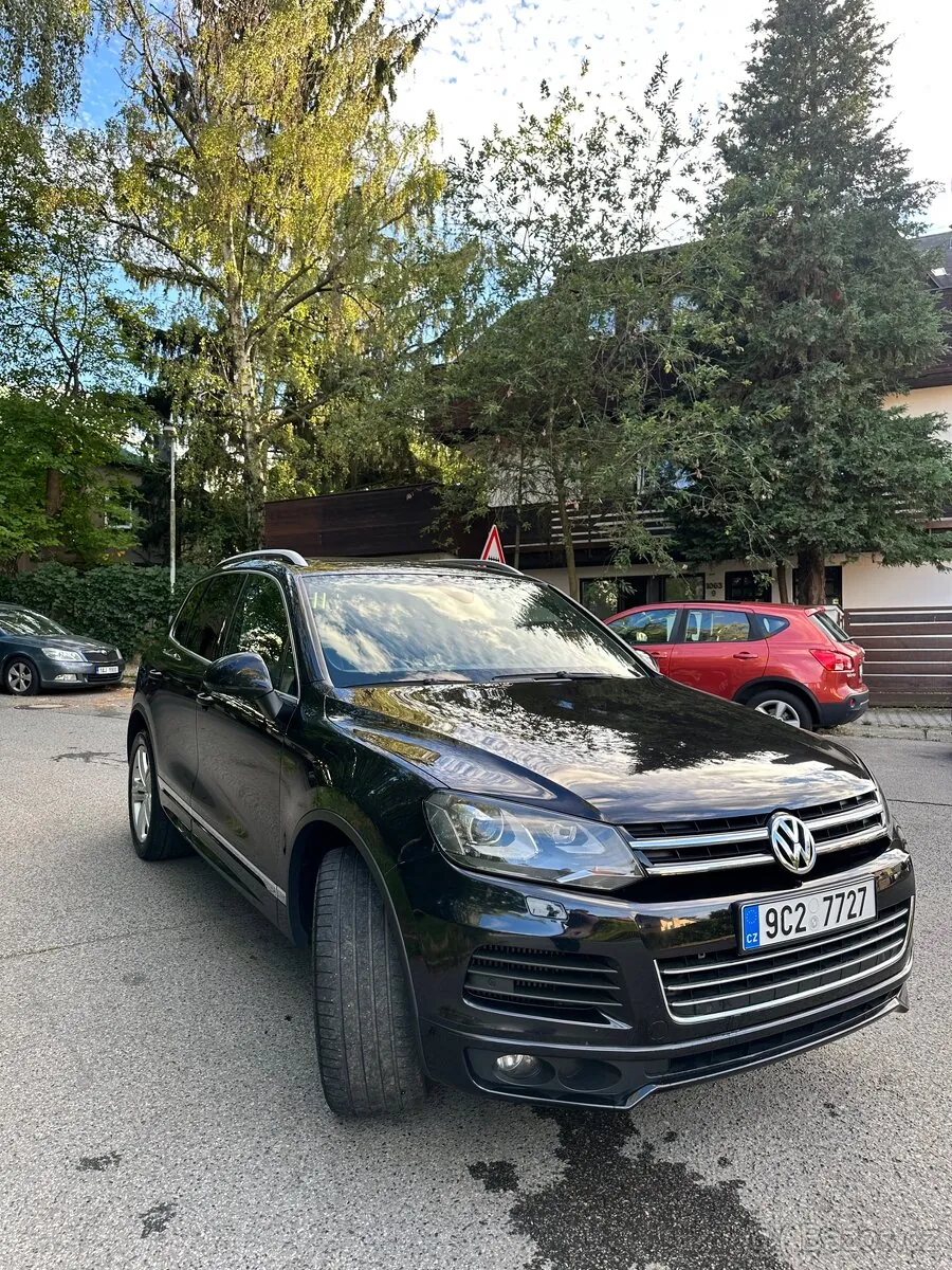 Volkswagen Touareg 2013 photo 2