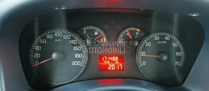 Fiat Punto 2009 photo 4