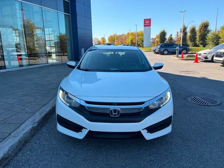 Honda Civic 2016 photo 2