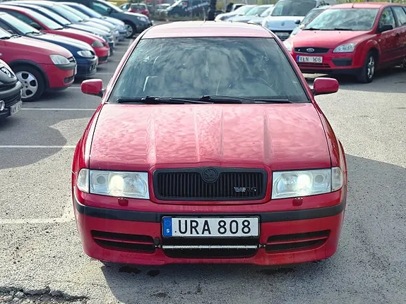Skoda Octavia 2004 photo 2