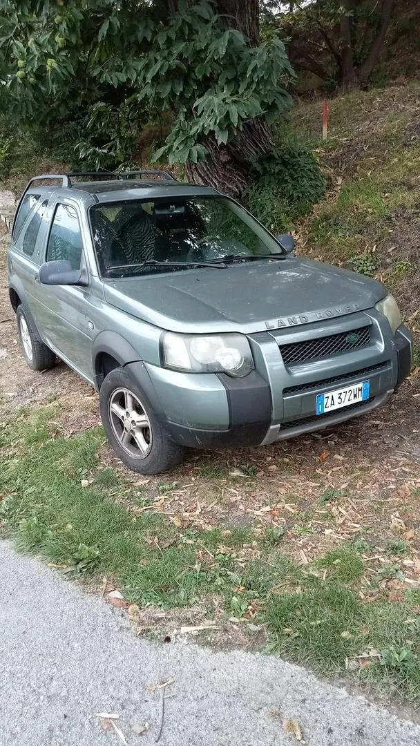 Land Rover Freelander 2004 photo 4