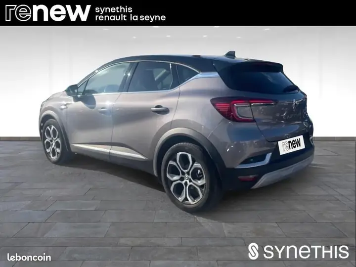 Renault Captur 2022 photo 4