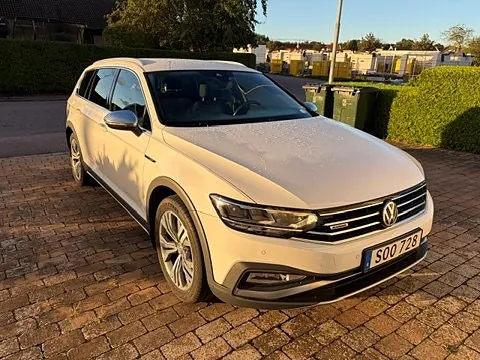 Volkswagen Passat Alltrack 2020 photo 2