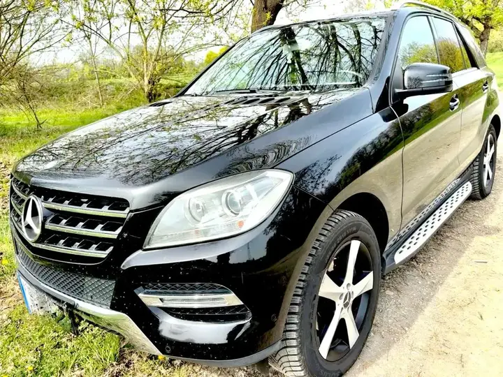 Mercedes-Benz M-Class 2013 photo 2