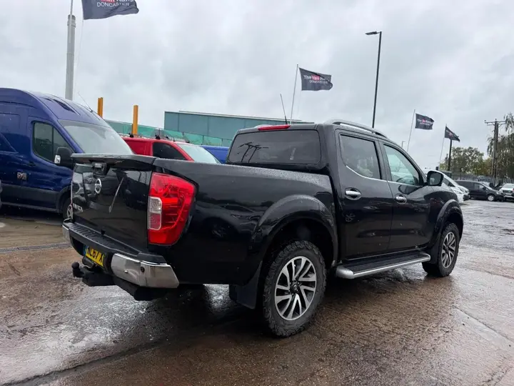 Nissan Navara 2017 photo 3