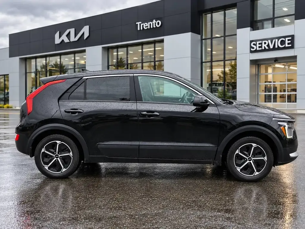 Kia Niro 2023 photo 2
