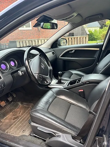 Volvo V70 2011 photo 3